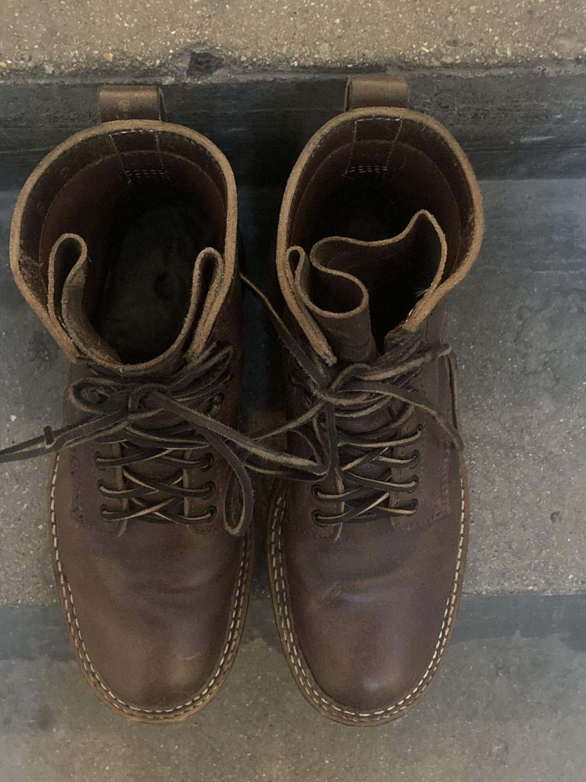 Photo by patinathunderdome on January 3, 2022 of the White's Bounty Hunter in Horween Natural Waxed Flesh.