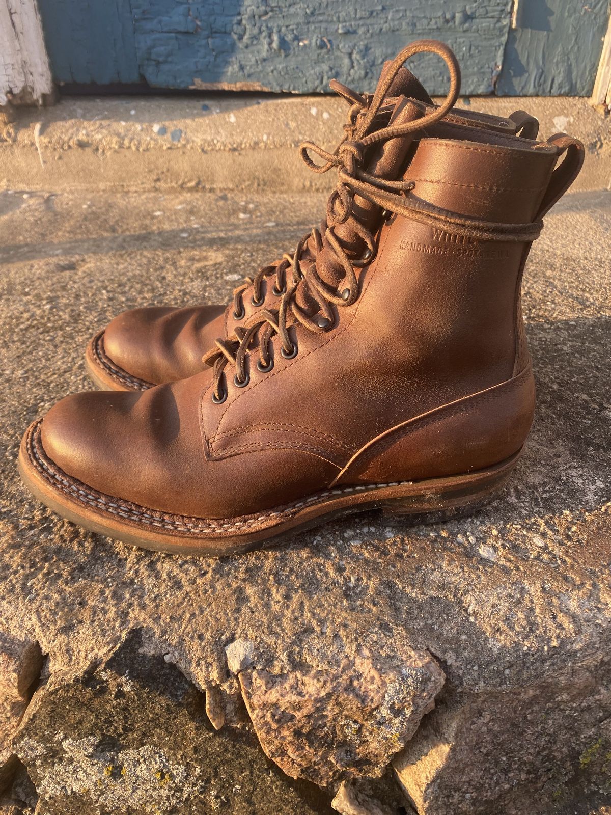 Photo by patinathunderdome on March 5, 2022 of the White's Bounty Hunter in Horween Natural Waxed Flesh.