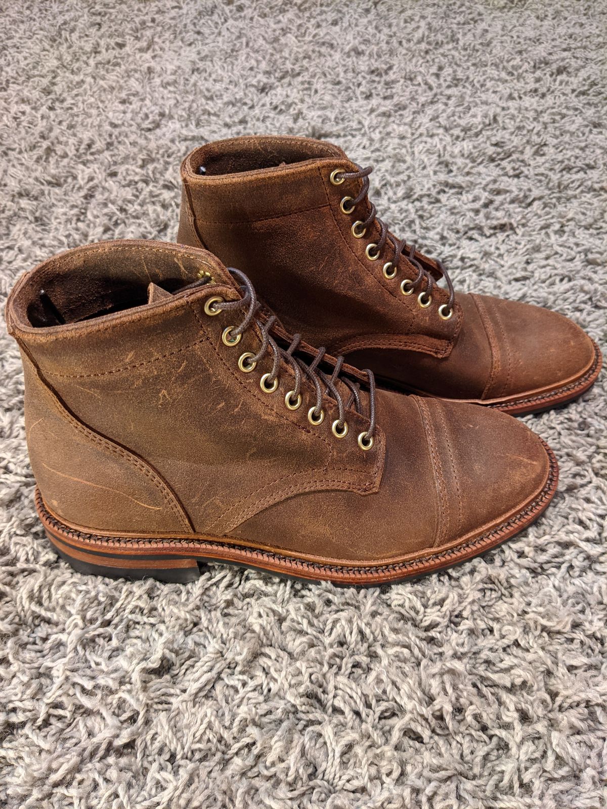 Photo by patinathunderdome on September 30, 2021 of the Parkhurst The Richmond in C.F. Stead Wheatbuck Waxy Commander Suede.