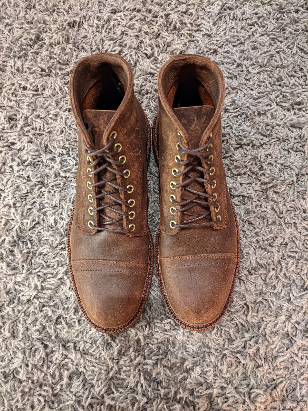Photo by patinathunderdome on September 30, 2021 of the Parkhurst The Richmond in C.F. Stead Wheatbuck Waxy Commander Suede.