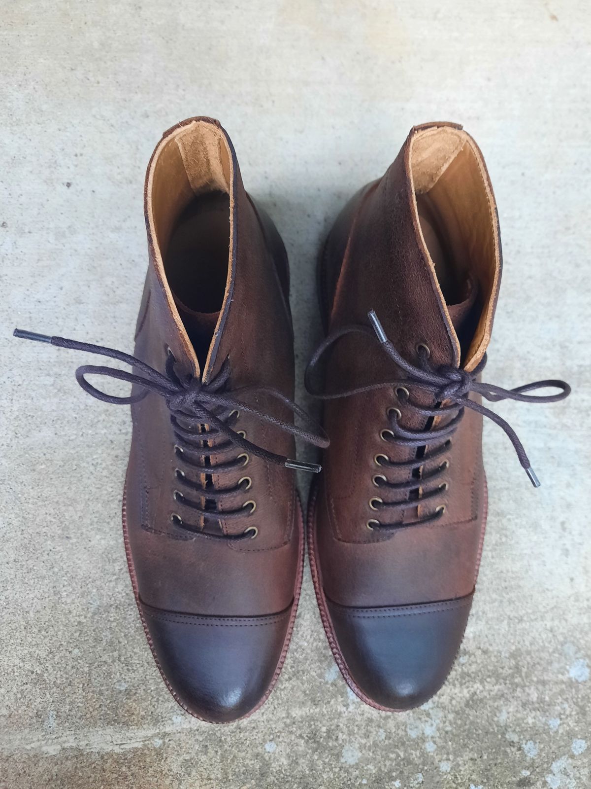 Photo by patinathunderdome on October 1, 2021 of the Meermin Jumper Boot in C.F. Stead Snuff Waxed Kudu.
