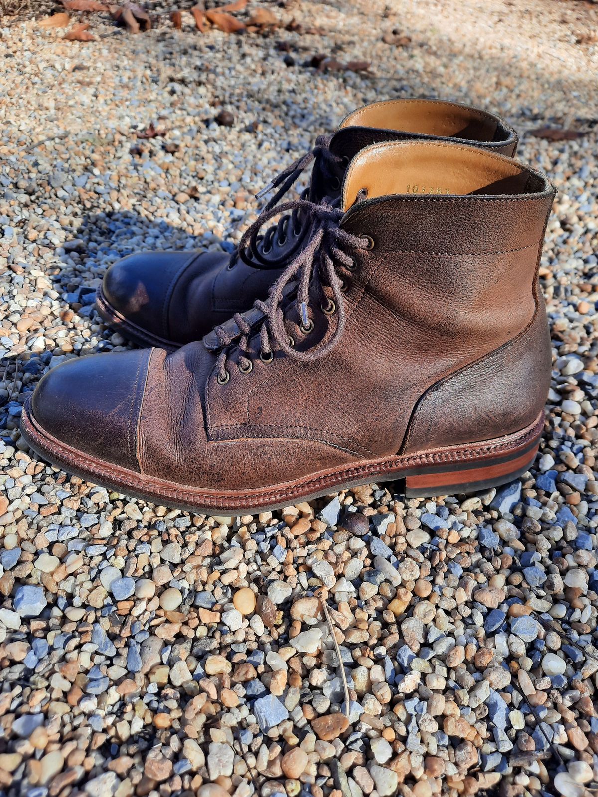 Photo by patinathunderdome on January 4, 2022 of the Meermin Jumper Boot in C.F. Stead Snuff Waxed Kudu.