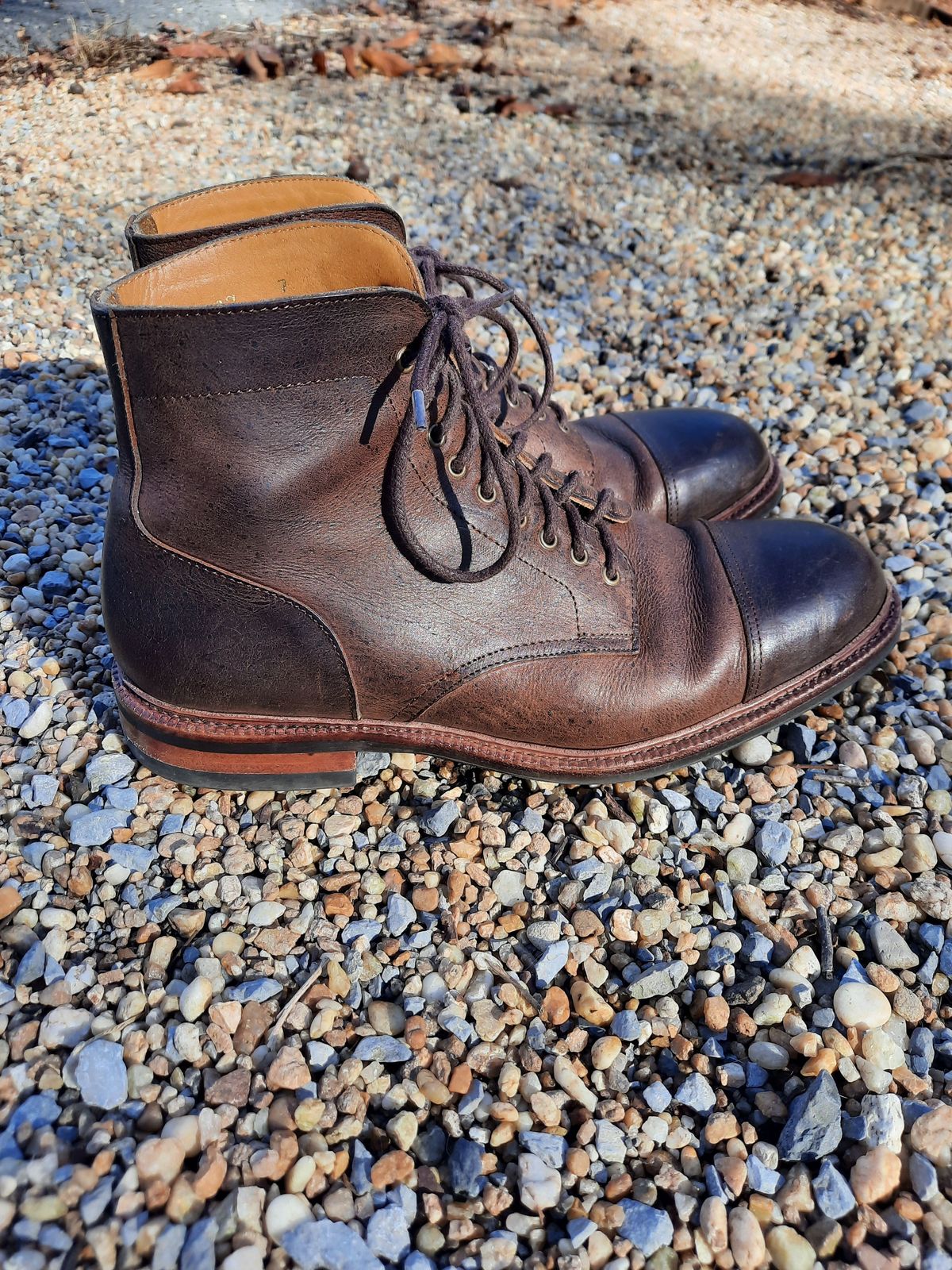 Photo by patinathunderdome on January 4, 2022 of the Meermin Jumper Boot in C.F. Stead Snuff Waxed Kudu.