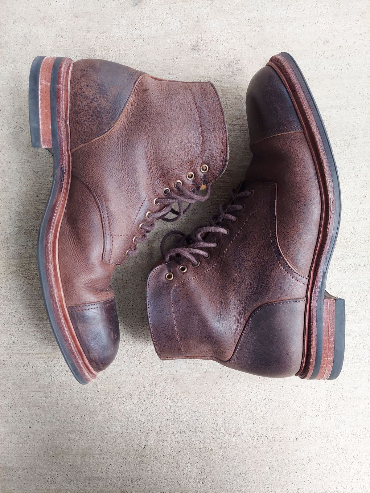 Photo by patinathunderdome on May 4, 2022 of the Meermin Jumper Boot in C.F. Stead Snuff Waxed Kudu.