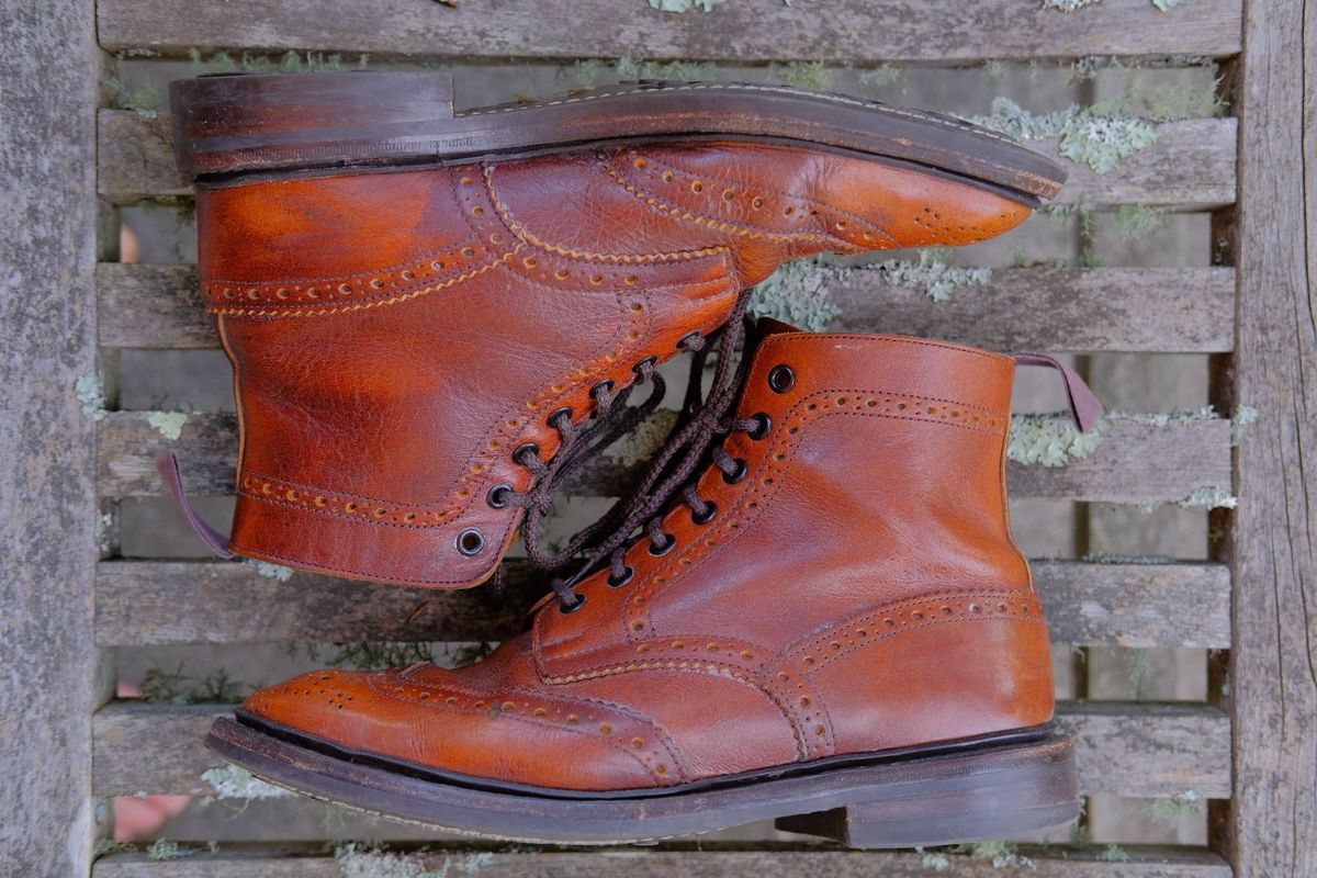 Photo by patinathunderdome on March 5, 2022 of the Tricker's Stow Country Boot in C.F. Stead Caramel Classic Kudu.