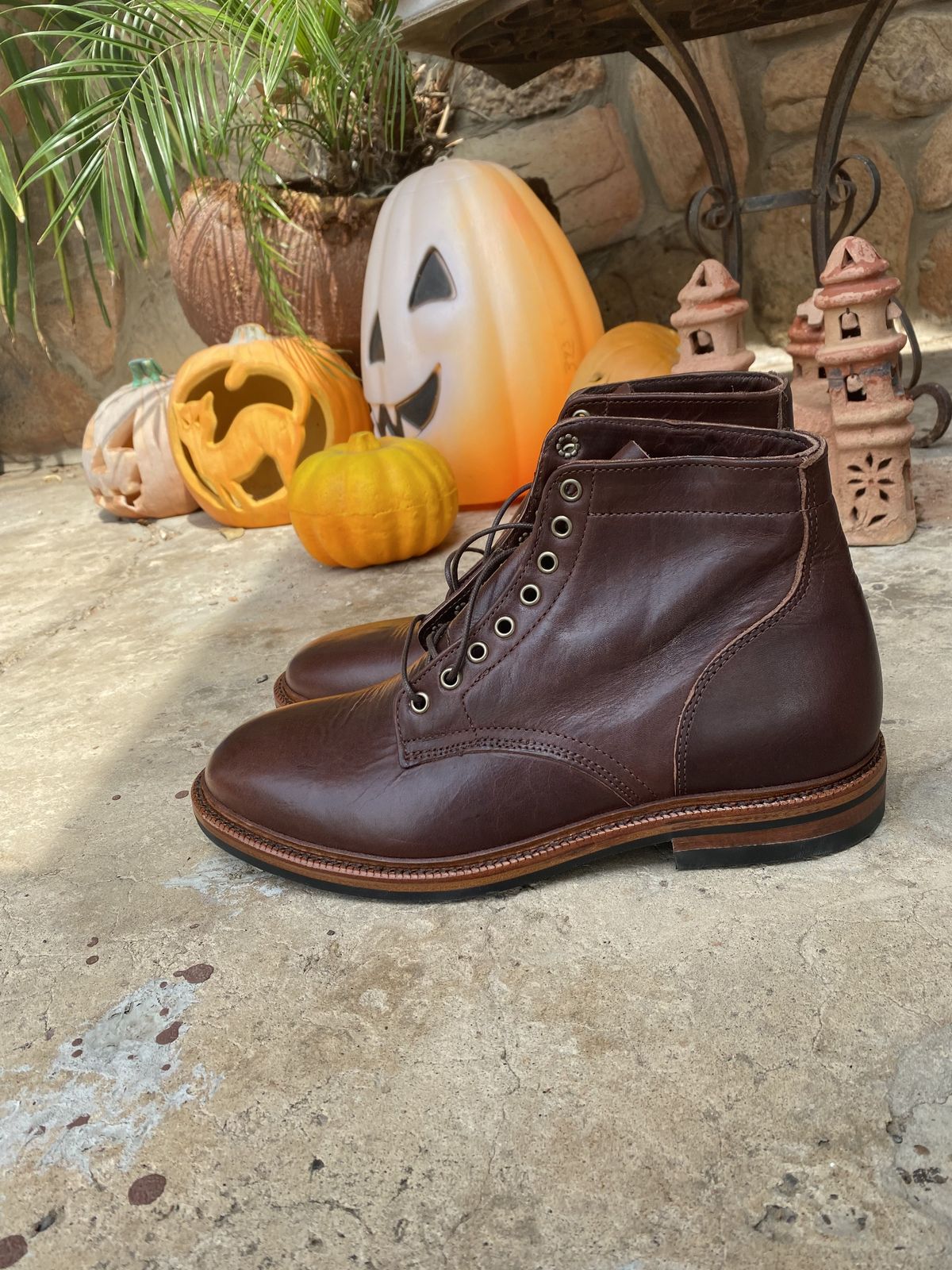 Photo by patinathunderdome on October 1, 2021 of the Parkhurst The Allen in Horween Dark Rubber Dublin.