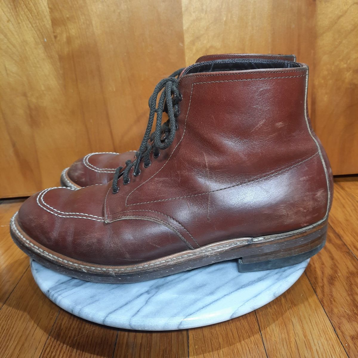 Photo by patinathunderdome on April 5, 2022 of the Alden Indy Boot in Horween Mahogany Legacy.