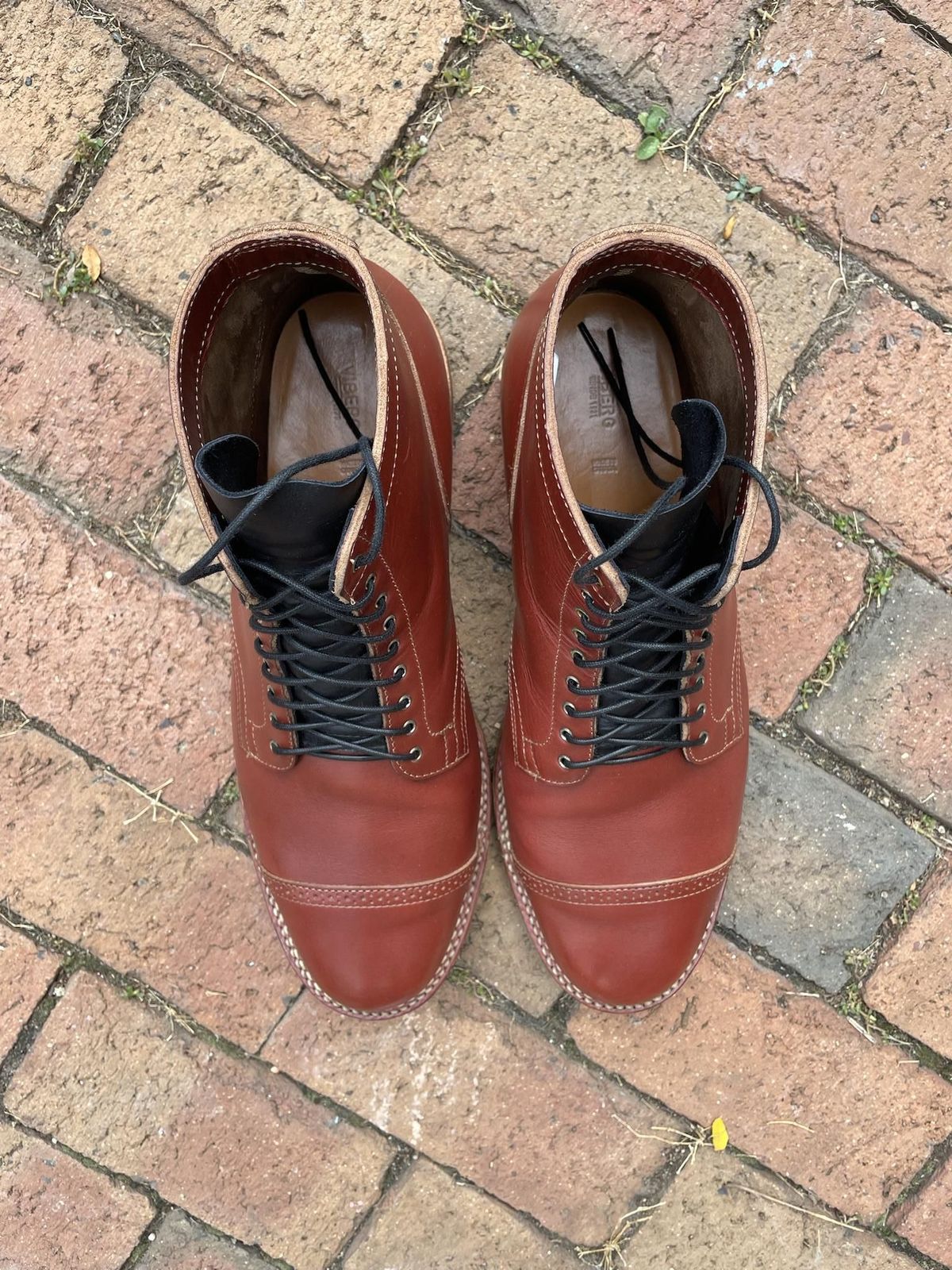 Photo by patinathunderdome on September 30, 2021 of the Viberg Service Boot in Horween Color 4 Workshoe Butt.