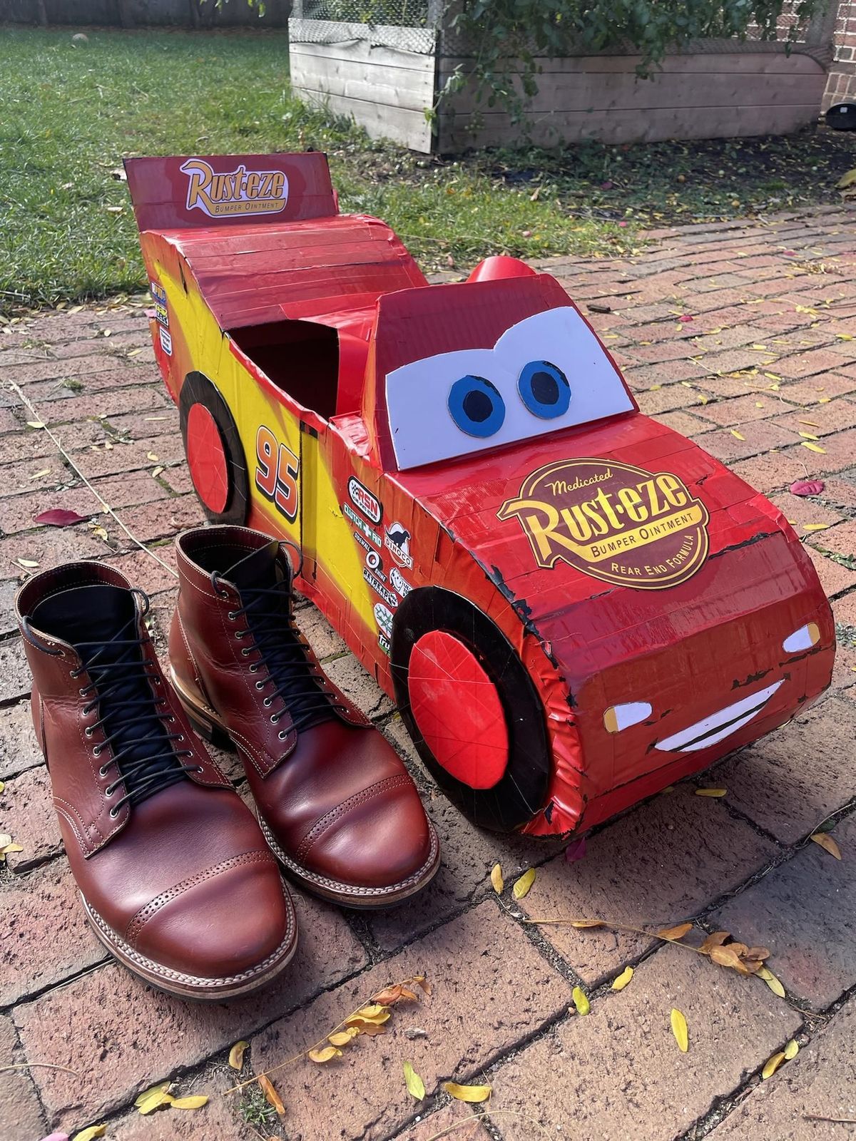 Photo by patinathunderdome on November 1, 2021 of the Viberg Service Boot in Horween Color 4 Workshoe Butt.