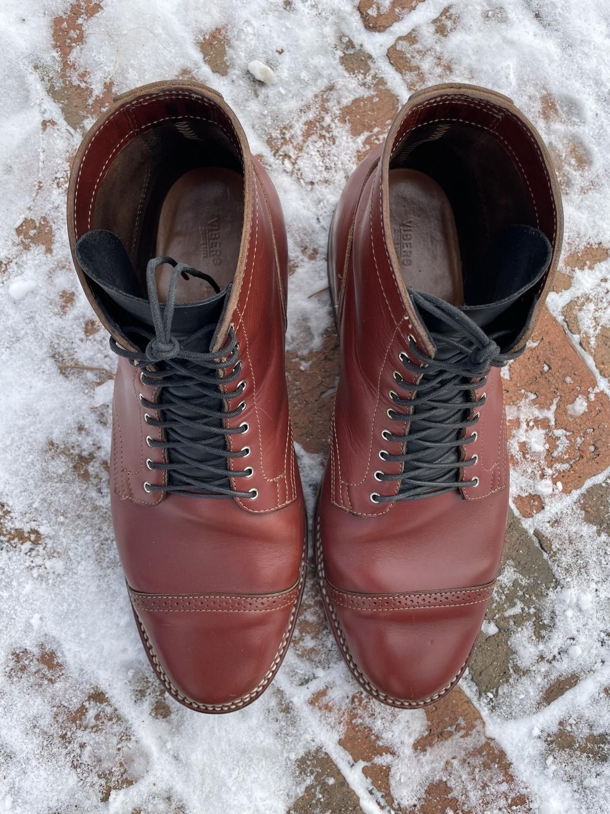 Photo by patinathunderdome on January 4, 2022 of the Viberg Service Boot in Horween Color 4 Workshoe Butt.