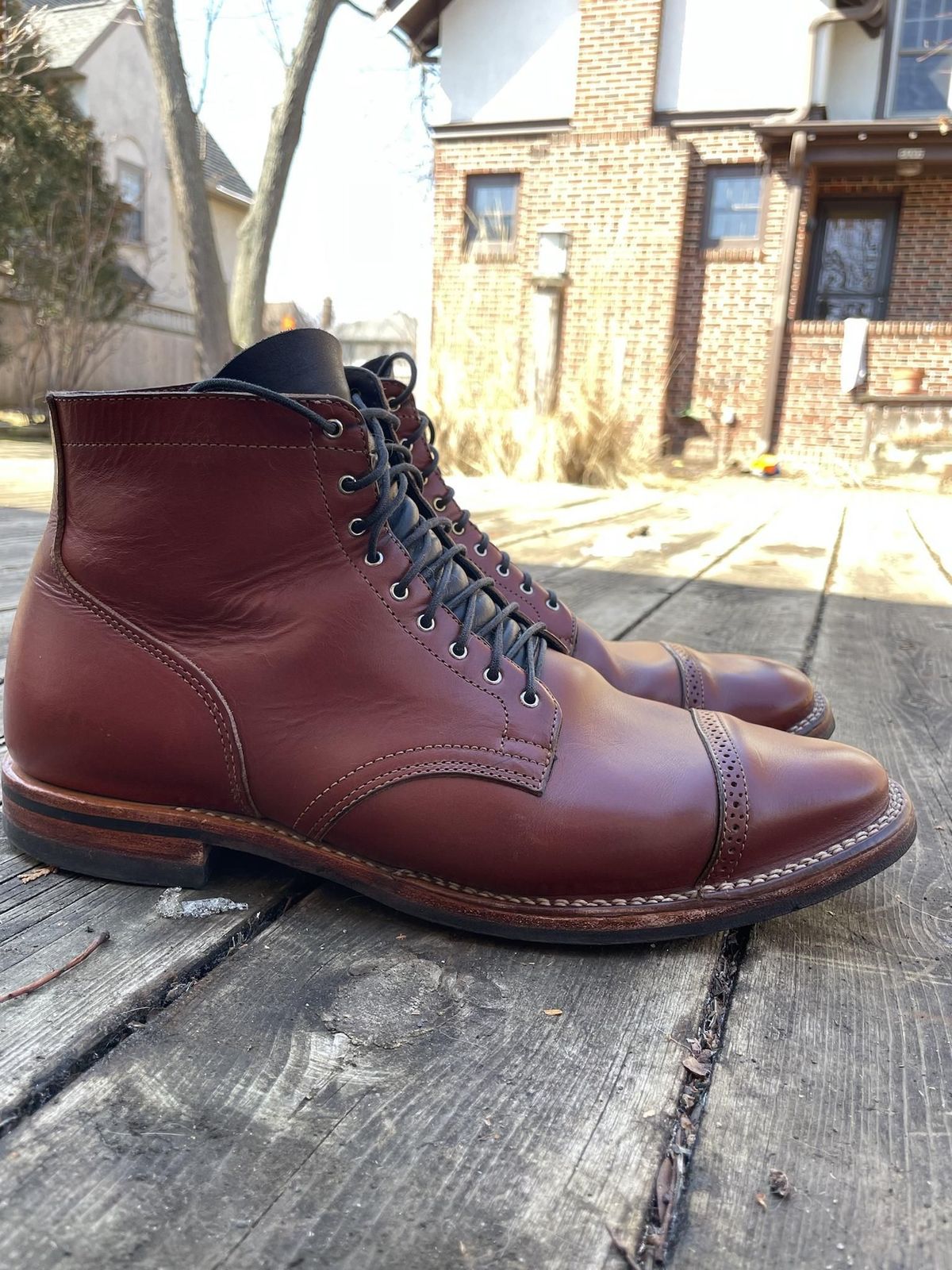 Photo by patinathunderdome on April 3, 2022 of the Viberg Service Boot in Horween Color 4 Workshoe Butt.