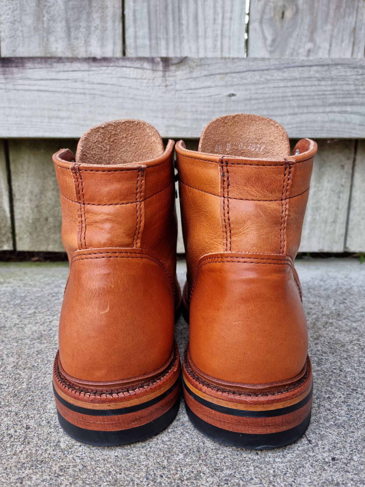 Photo by patinathunderdome on October 2, 2021 of the Parkhurst The Allen in Horween Natural Dublin.