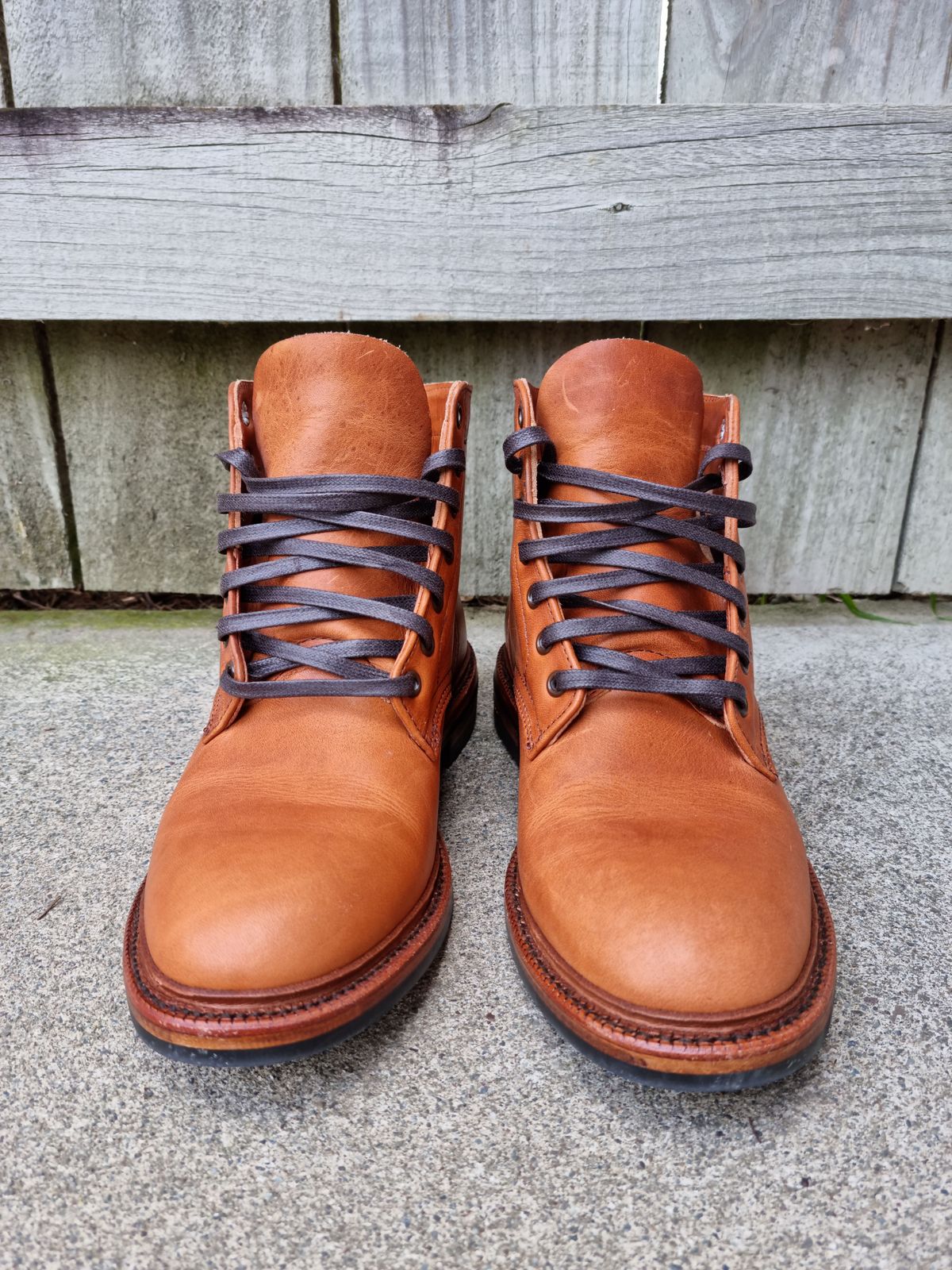 Photo by patinathunderdome on October 2, 2021 of the Parkhurst The Allen in Horween Natural Dublin.
