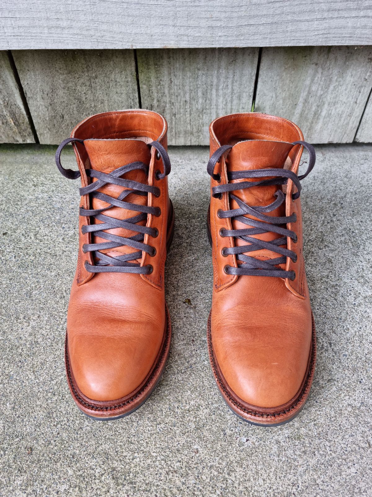 Photo by patinathunderdome on November 4, 2021 of the Parkhurst The Allen in Horween Natural Dublin.