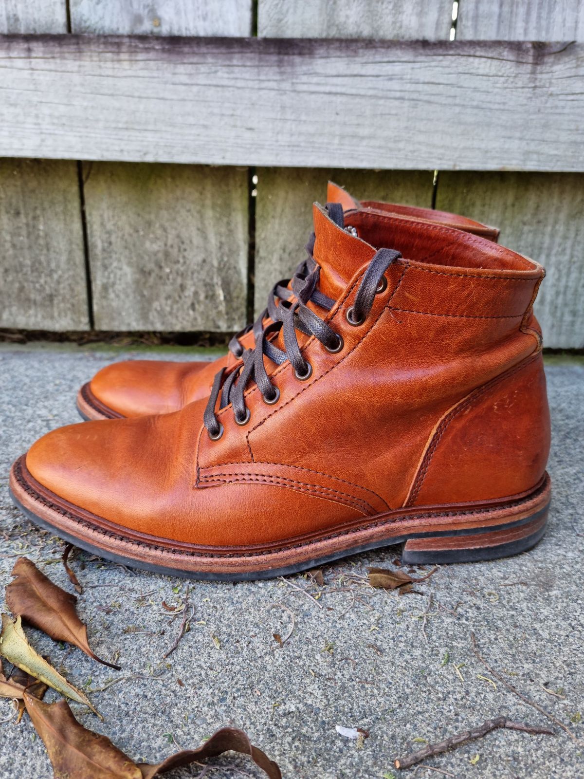 Photo by patinathunderdome on February 2, 2022 of the Parkhurst The Allen in Horween Natural Dublin.
