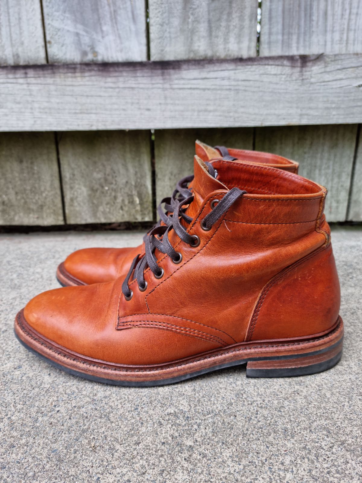 Photo by patinathunderdome on March 2, 2022 of the Parkhurst The Allen in Horween Natural Dublin.