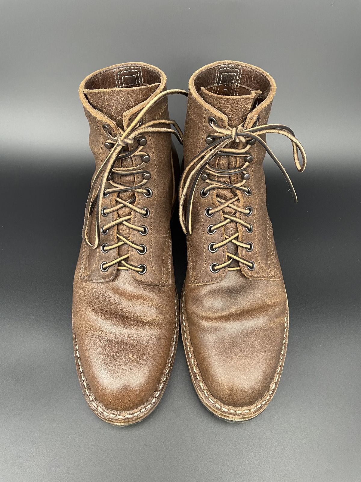 Photo by patinathunderdome on November 3, 2021 of the White's MP-Sherman Plain Toe in Horween Natural Waxed Flesh.