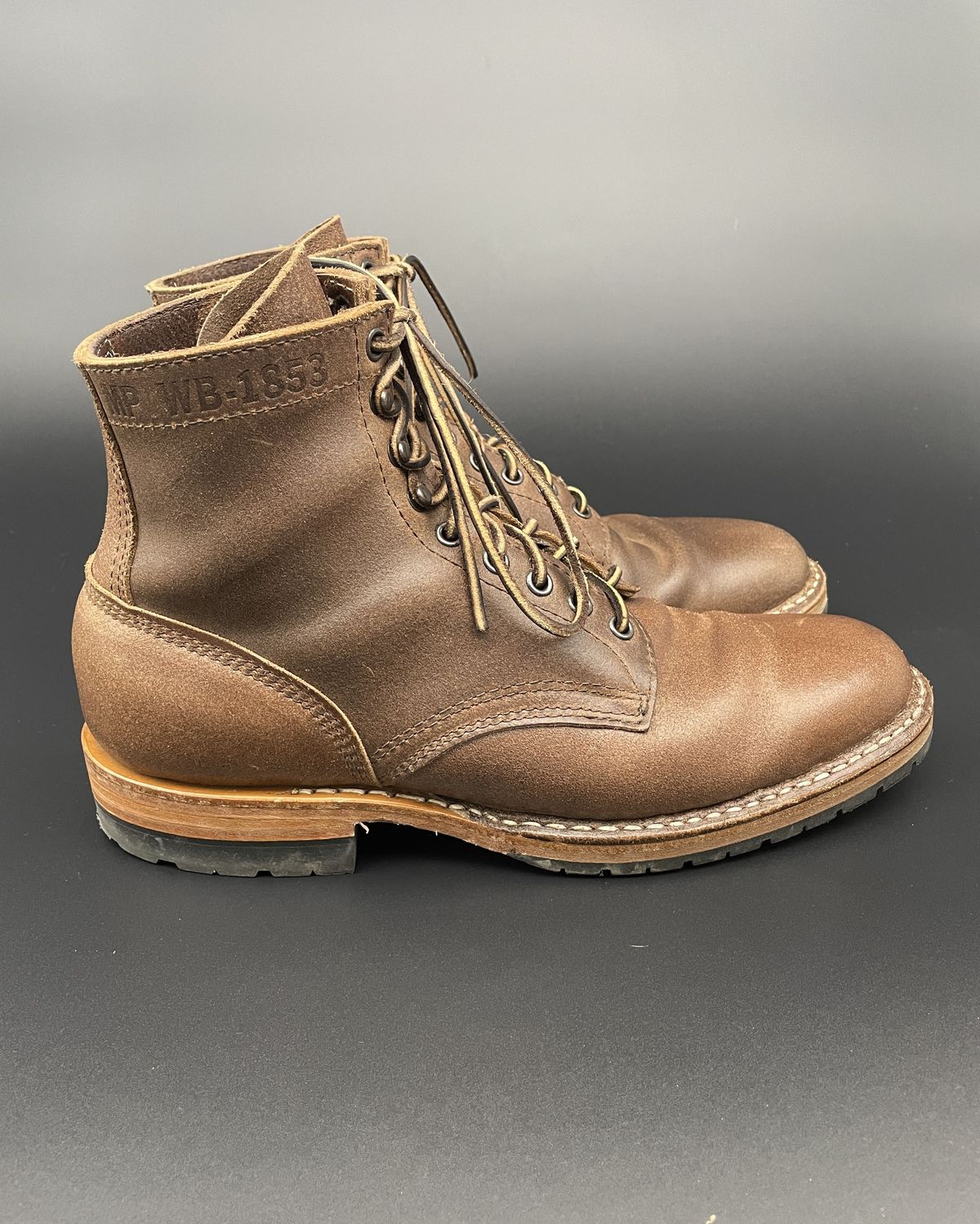 Photo by patinathunderdome on November 3, 2021 of the White's MP-Sherman Plain Toe in Horween Natural Waxed Flesh.