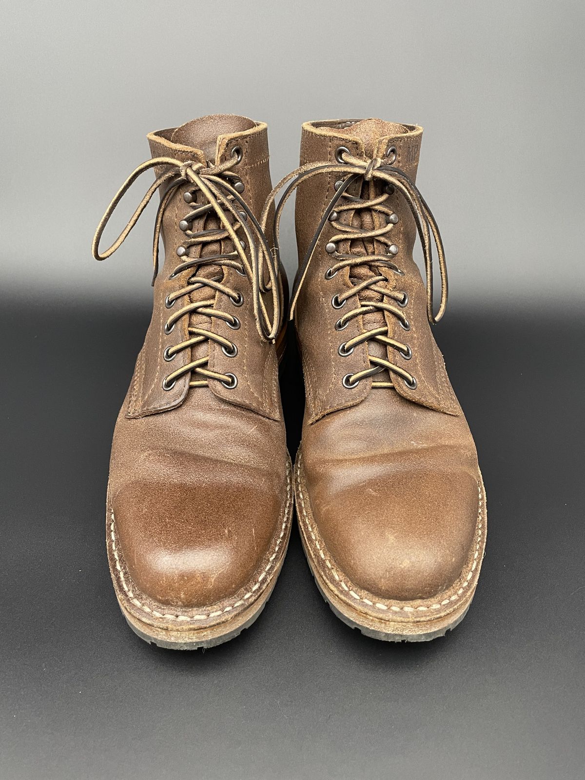 Photo by patinathunderdome on December 5, 2021 of the White's MP-Sherman Plain Toe in Horween Natural Waxed Flesh.