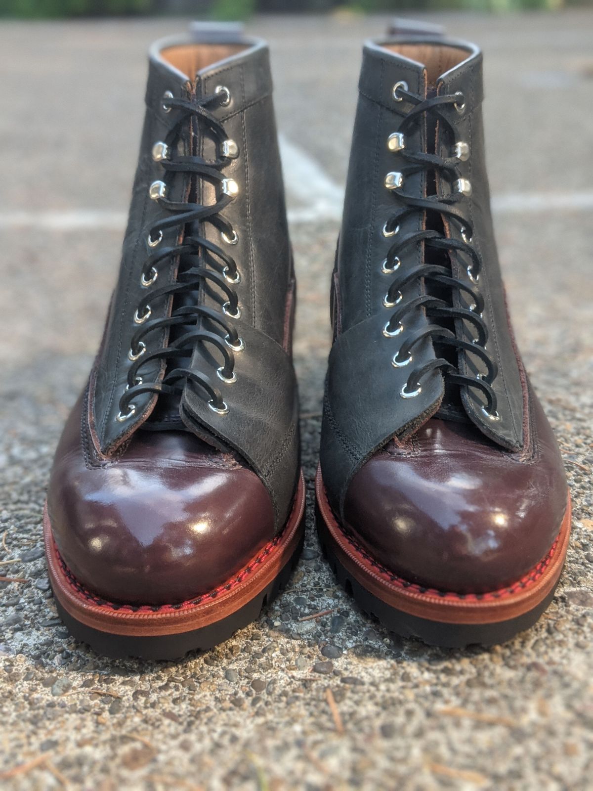 Photo by patinathunderdome on October 2, 2021 of the Txture Sanity Boots in Indonesian Red Wine Pull Up.