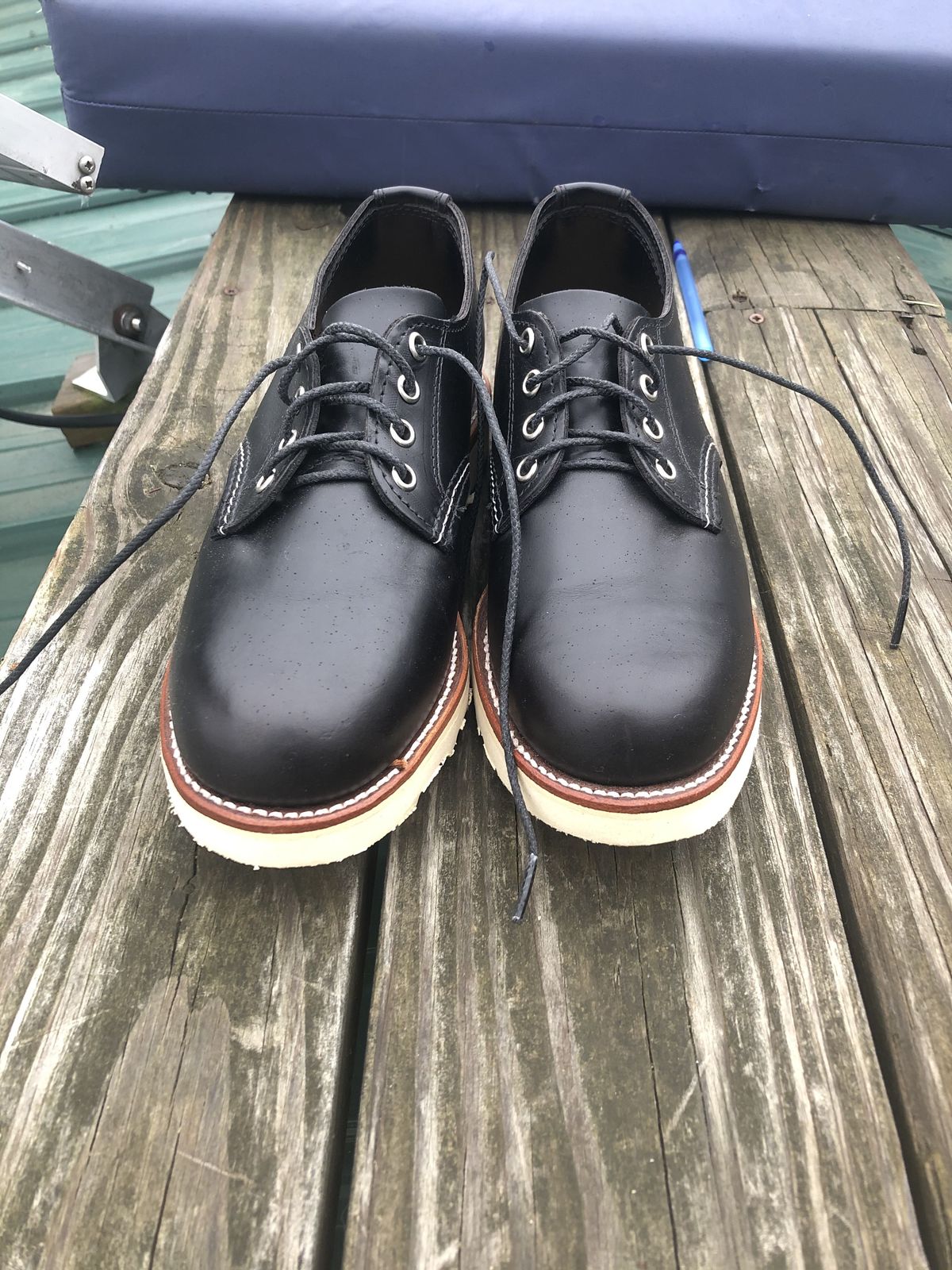Photo by patinathunderdome on October 5, 2021 of the Chippewa Service Oxford Shoe in Black Whirlwind.