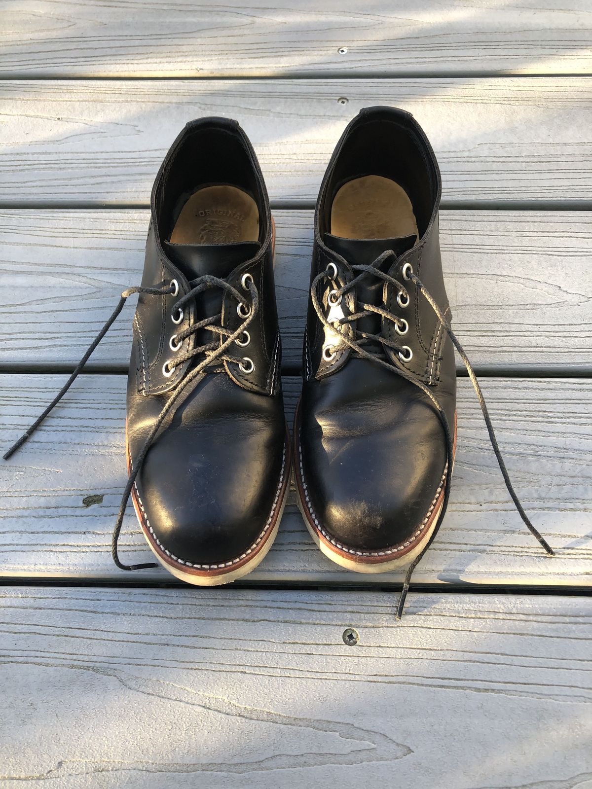 Photo by patinathunderdome on November 5, 2021 of the Chippewa Service Oxford Shoe in Black Whirlwind.