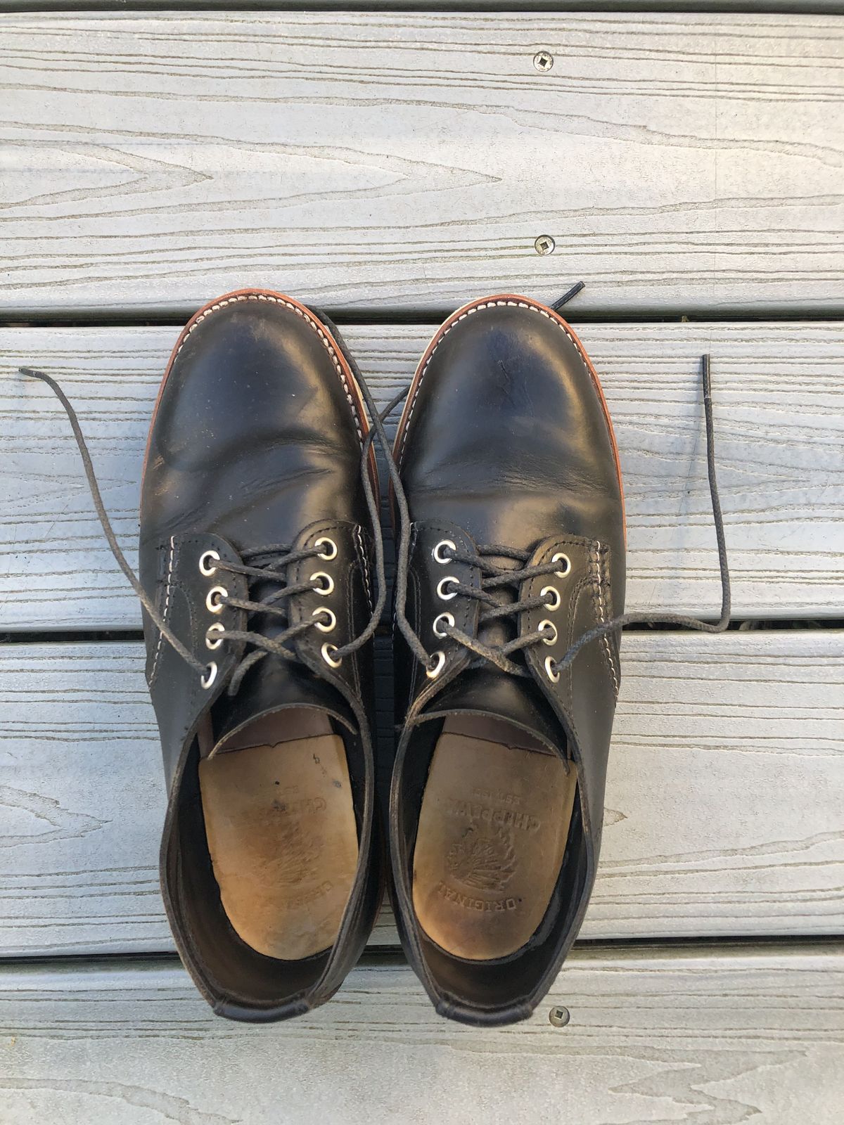 Photo by patinathunderdome on November 5, 2021 of the Chippewa Service Oxford Shoe in Black Whirlwind.