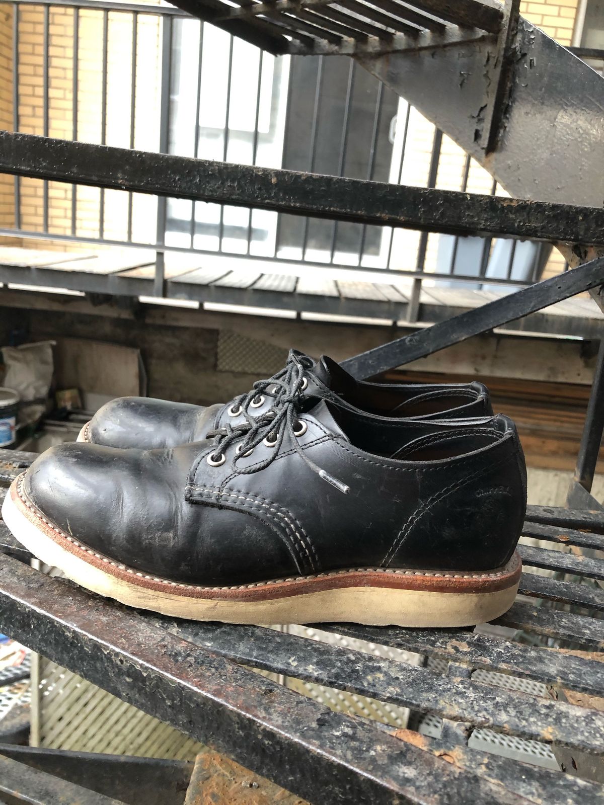 Photo by patinathunderdome on April 4, 2022 of the Chippewa Service Oxford Shoe in Black Whirlwind.