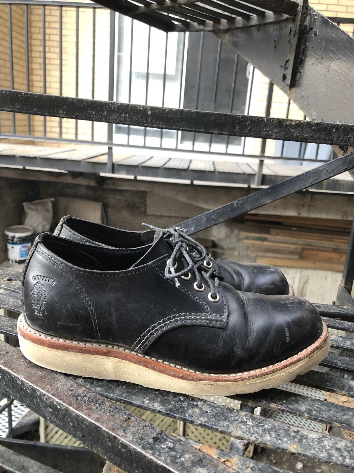 Photo by patinathunderdome on April 4, 2022 of the Chippewa Service Oxford Shoe in Black Whirlwind.