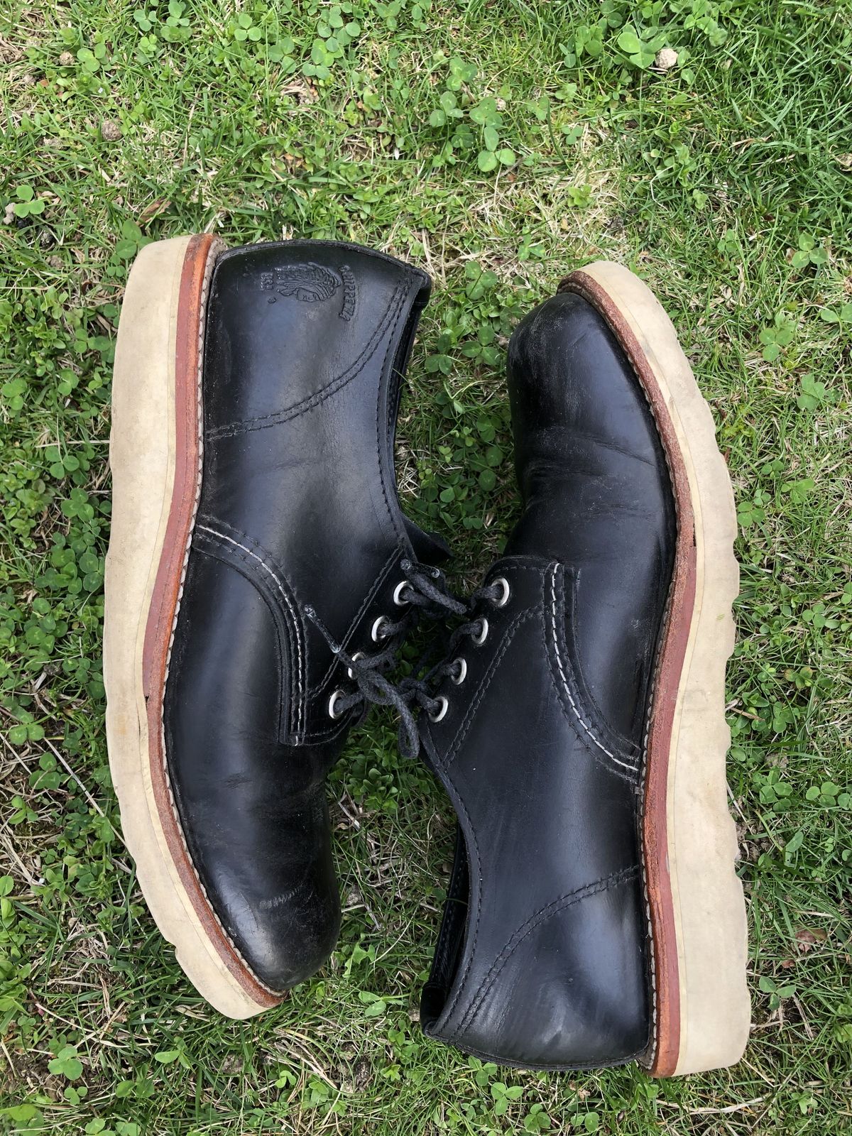 Photo by patinathunderdome on May 5, 2022 of the Chippewa Service Oxford Shoe in Black Whirlwind.