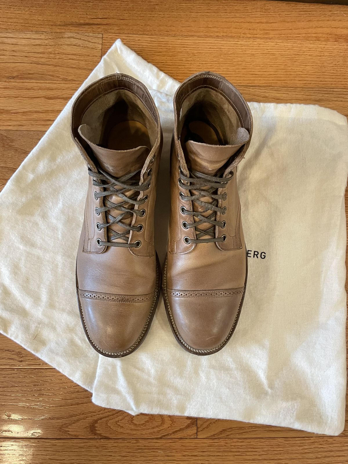 Photo by patinathunderdome on November 6, 2021 of the Viberg Service Boot in Horween Natural Chromexcel.