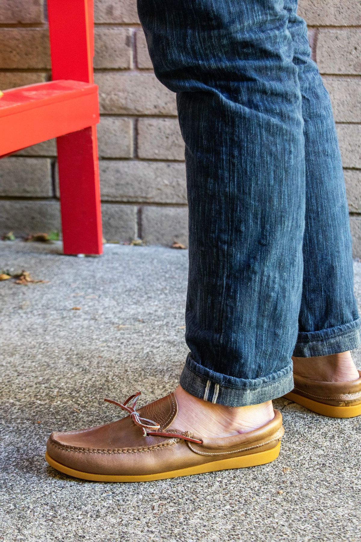 Photo by patinathunderdome on September 30, 2021 of the Easymoc Easymoc in Horween Natural Chromexcel.