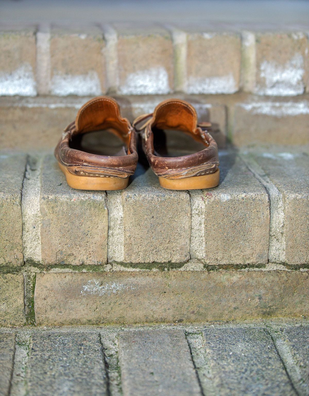 Photo by patinathunderdome on February 1, 2022 of the Easymoc Easymoc in Horween Natural Chromexcel.