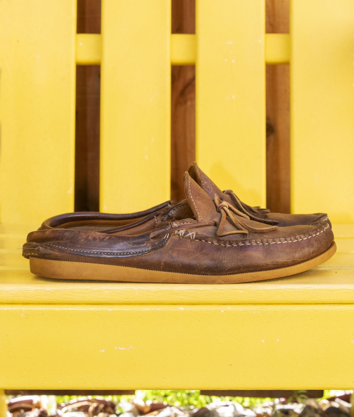 Photo by patinathunderdome on May 1, 2022 of the Easymoc Easymoc in Horween Natural Chromexcel.