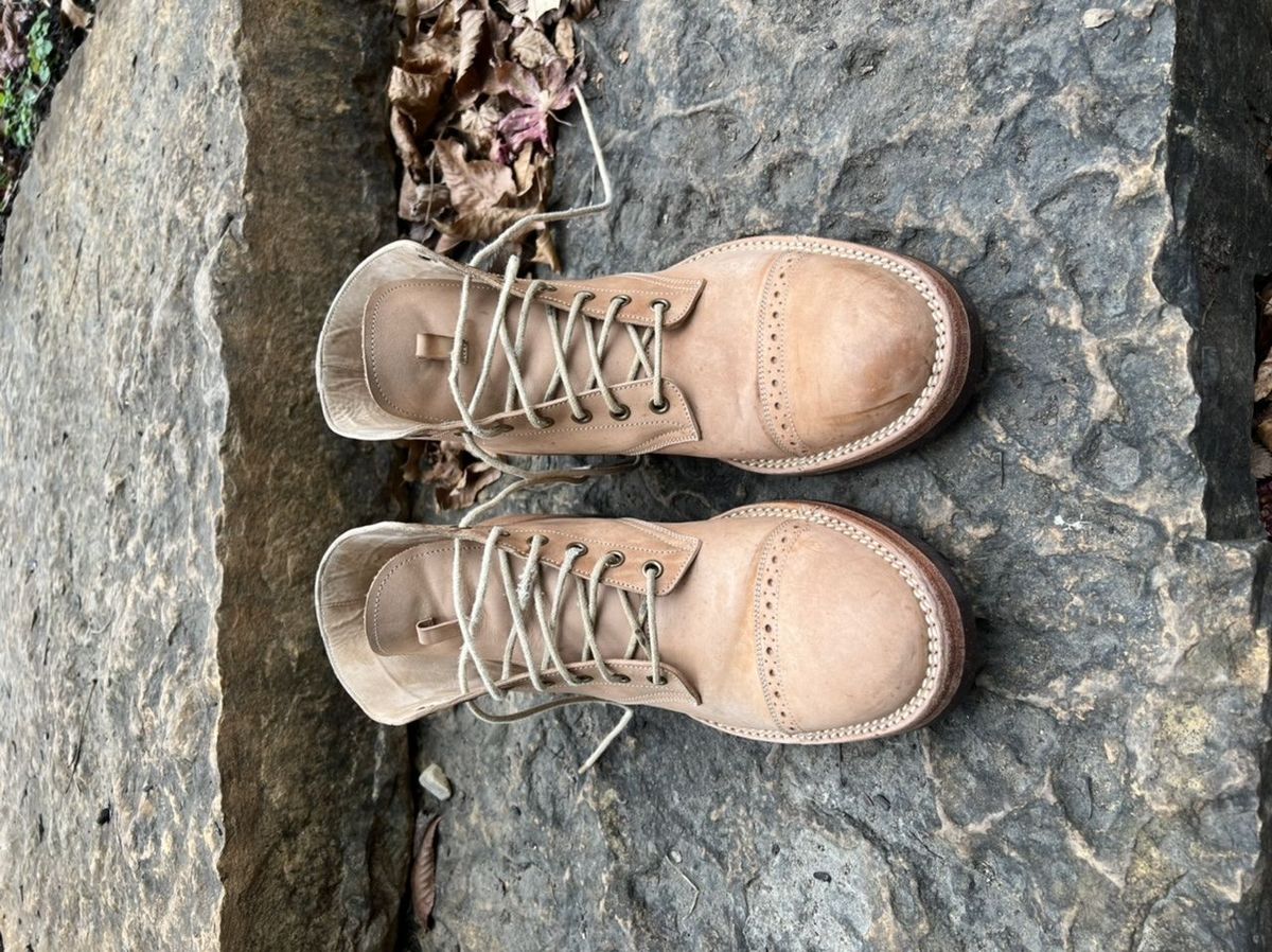 Photo by patinathunderdome on December 5, 2021 of the Onderhoud SVC03 Service Boot in Conceria Cloe Crust Shell Cordovan.