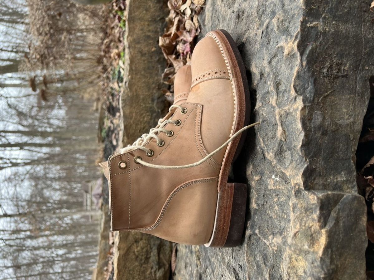 Photo by patinathunderdome on December 5, 2021 of the Onderhoud SVC03 Service Boot in Conceria Cloe Crust Shell Cordovan.