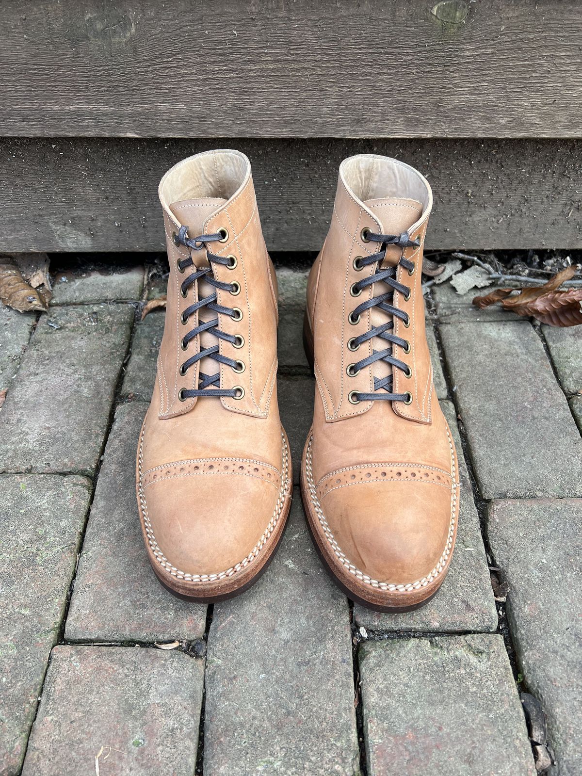 Photo by patinathunderdome on January 3, 2022 of the Onderhoud SVC03 Service Boot in Conceria Cloe Crust Shell Cordovan.