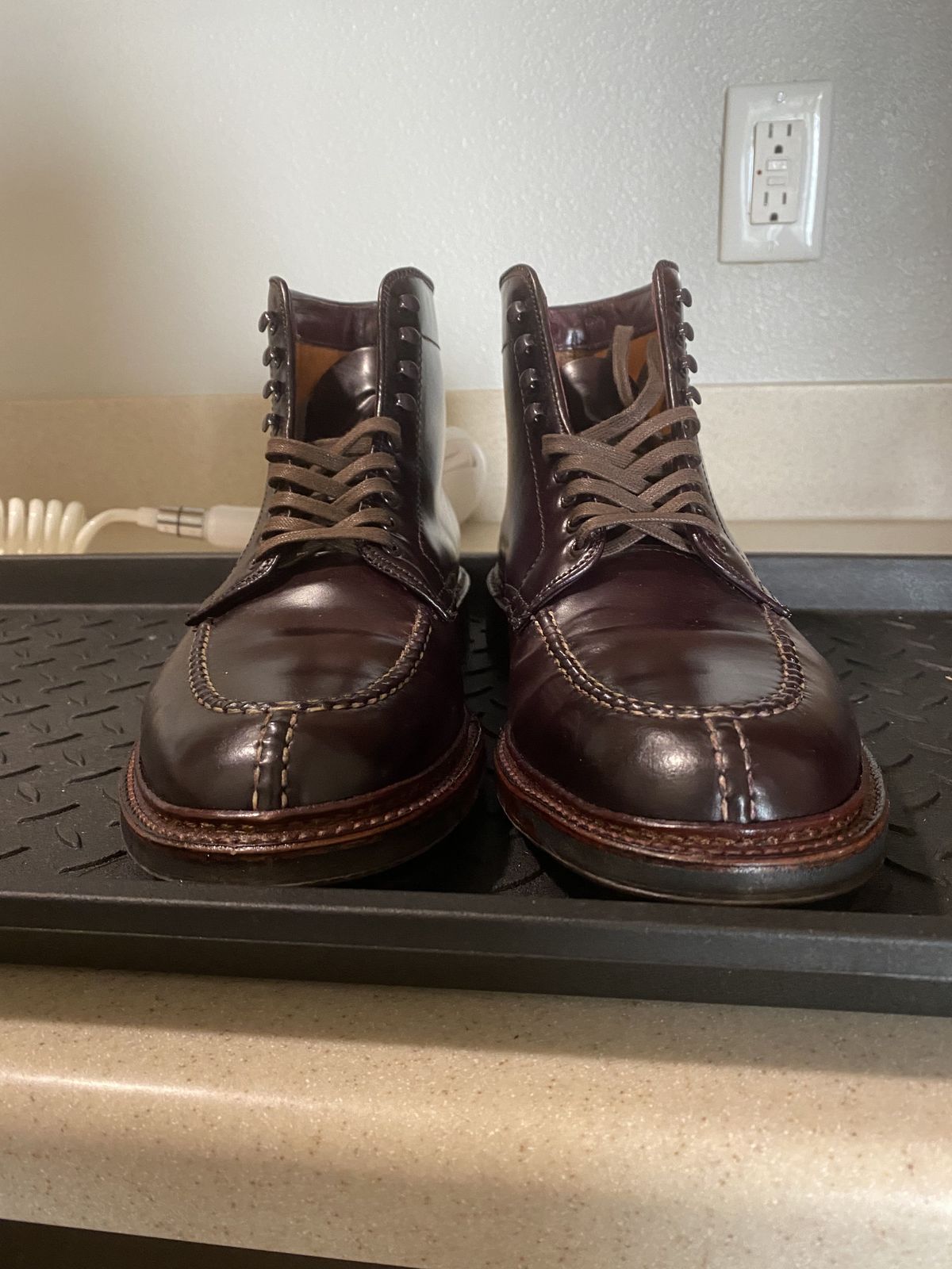 Photo by patinathunderdome on December 5, 2021 of the Alden Tanker Boot in Horween Color 8 Shell Cordovan.