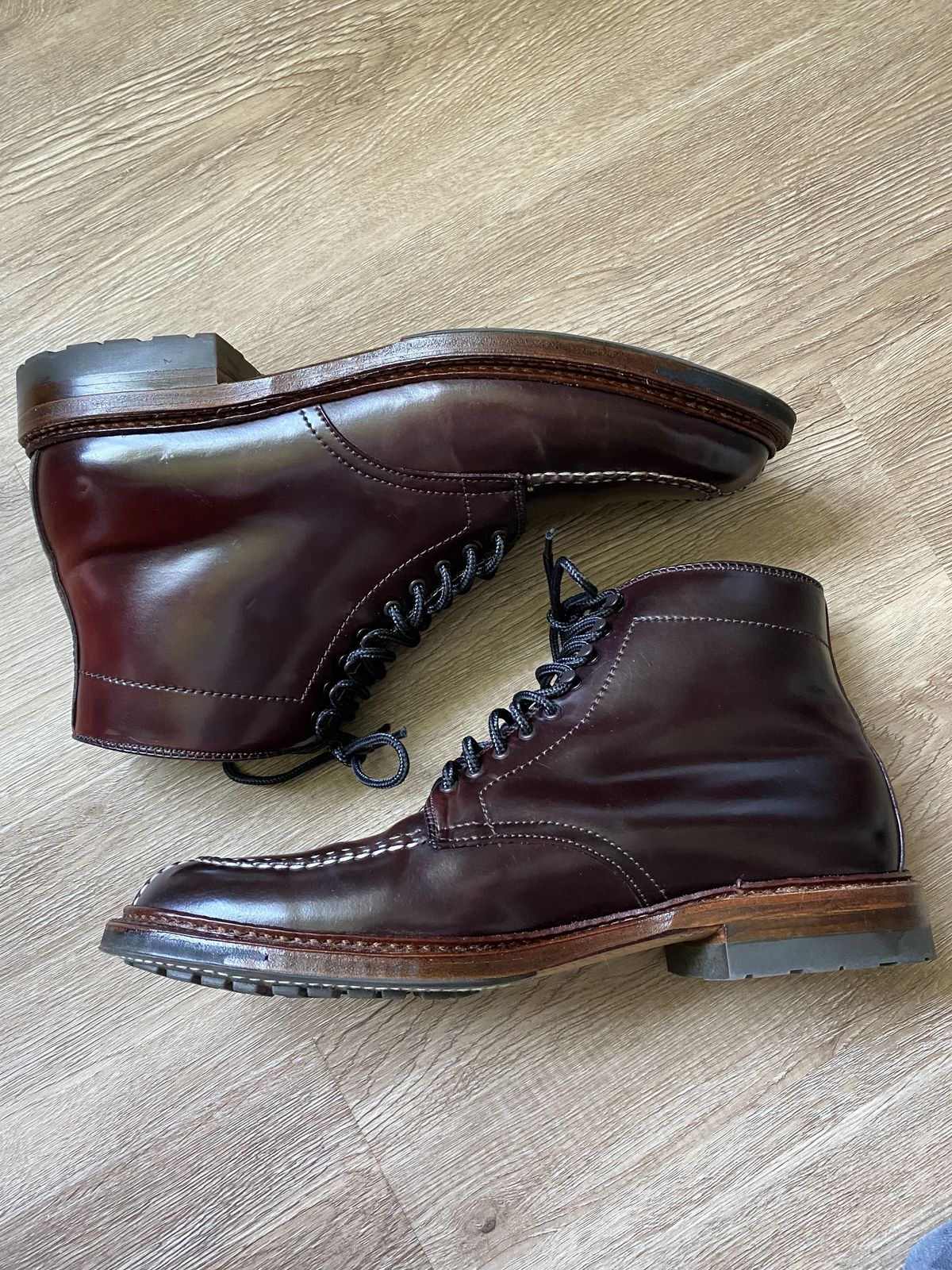 Photo by patinathunderdome on March 2, 2022 of the Alden Tanker Boot in Horween Color 8 Shell Cordovan.