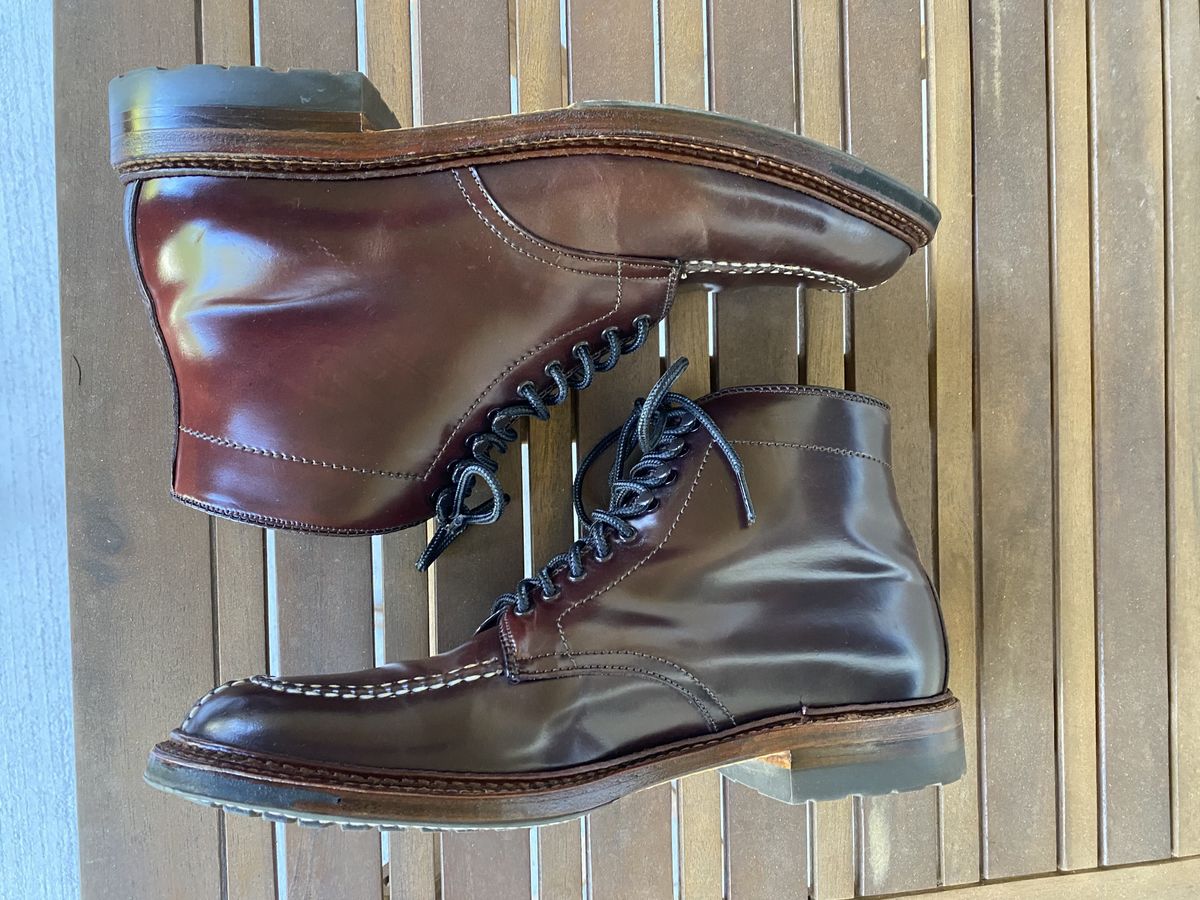 Photo by patinathunderdome on April 4, 2022 of the Alden Tanker Boot in Horween Color 8 Shell Cordovan.