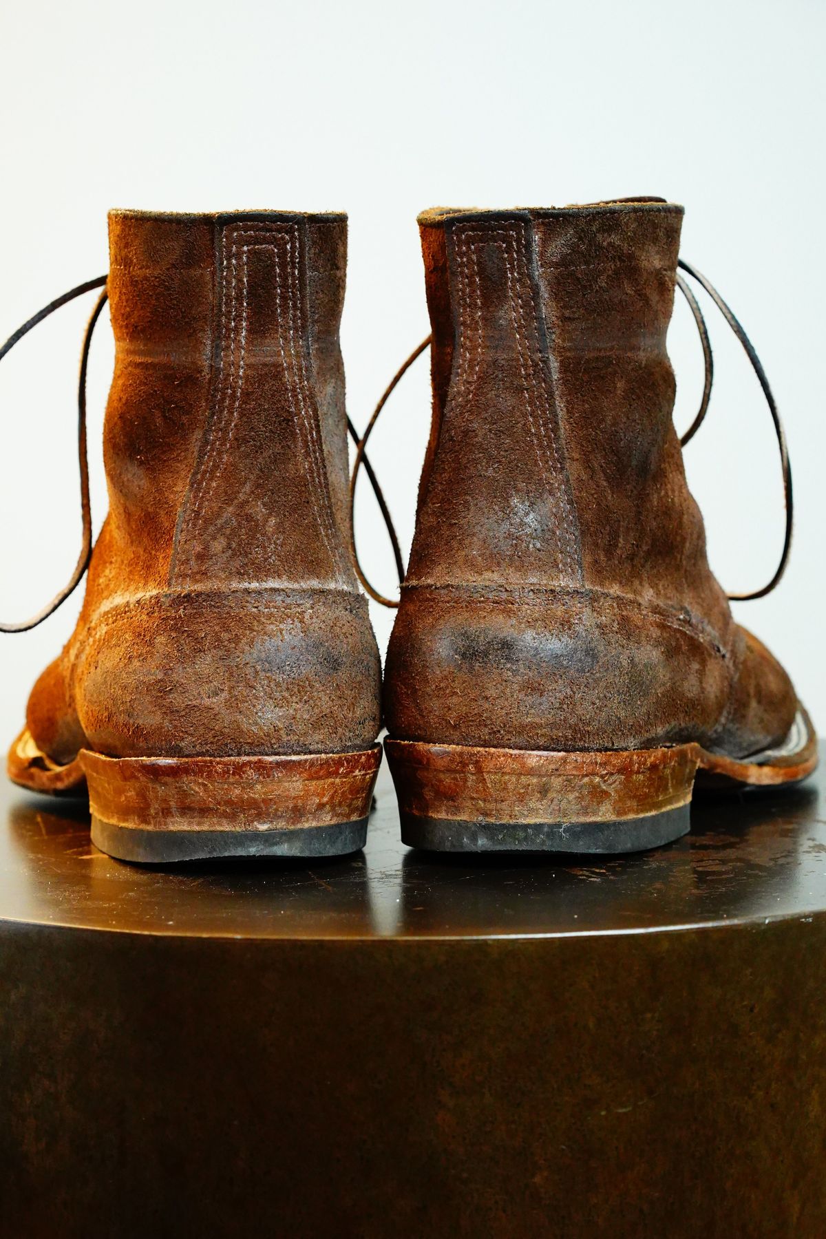Photo by patinathunderdome on November 1, 2021 of the White's Smokejumper in Seidel Brown Roughout.