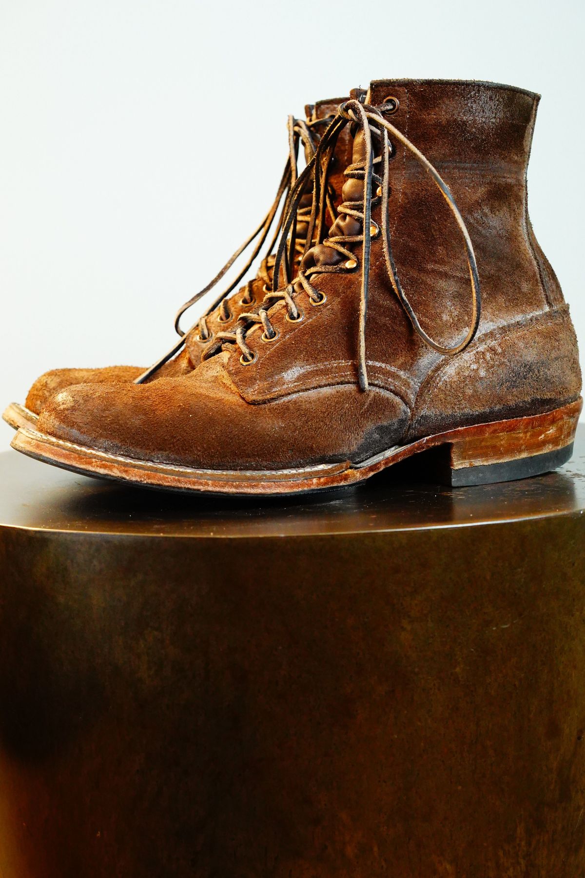 Photo by patinathunderdome on November 1, 2021 of the White's Smokejumper in Seidel Brown Roughout.