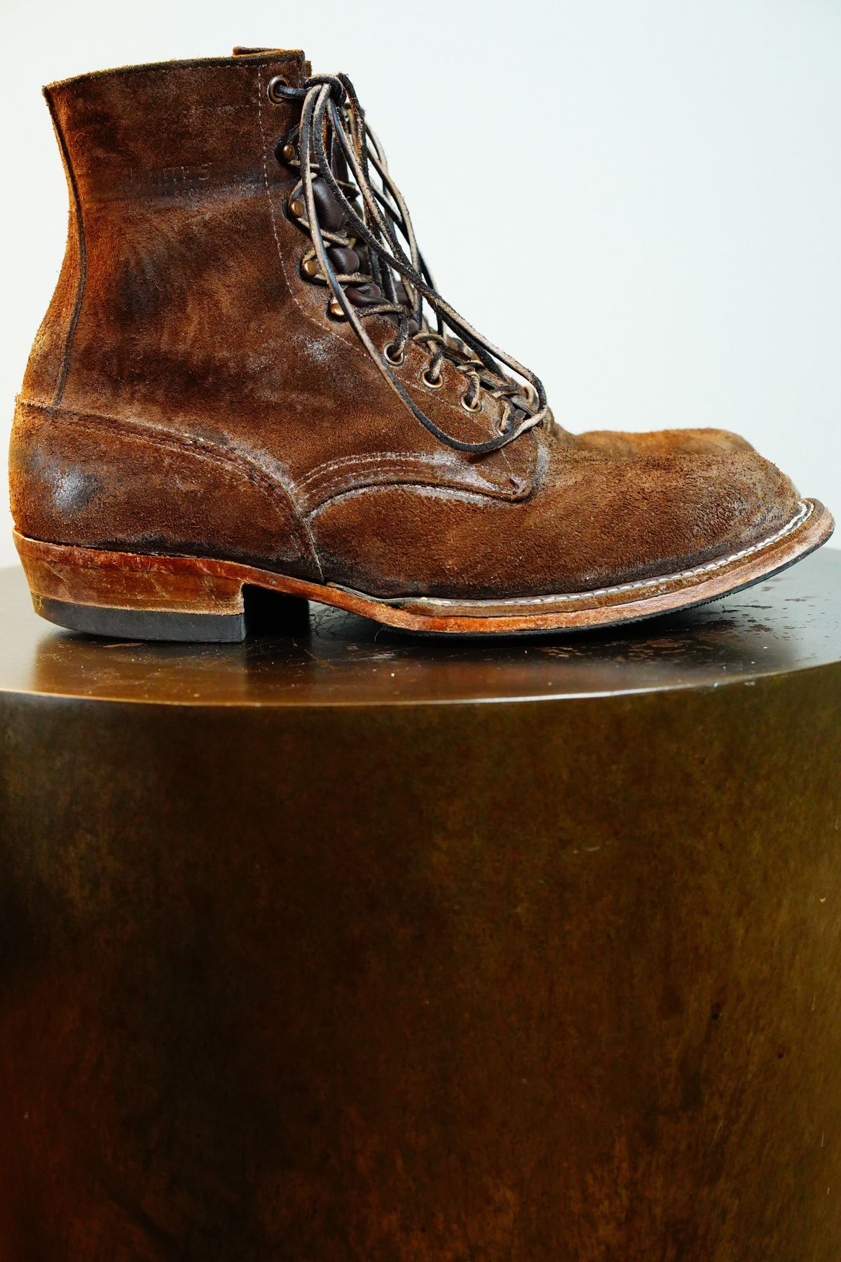 Photo by patinathunderdome on November 1, 2021 of the White's Smokejumper in Seidel Brown Roughout.