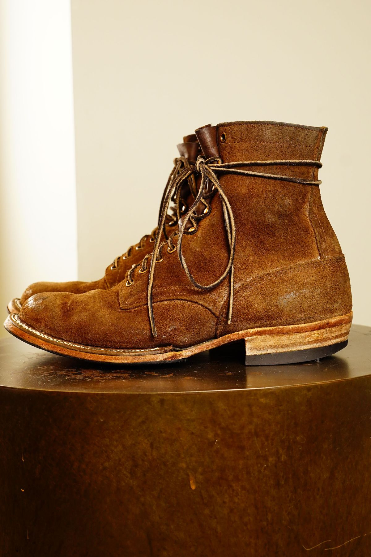 Photo by patinathunderdome on February 4, 2022 of the White's Smokejumper in Seidel Brown Roughout.