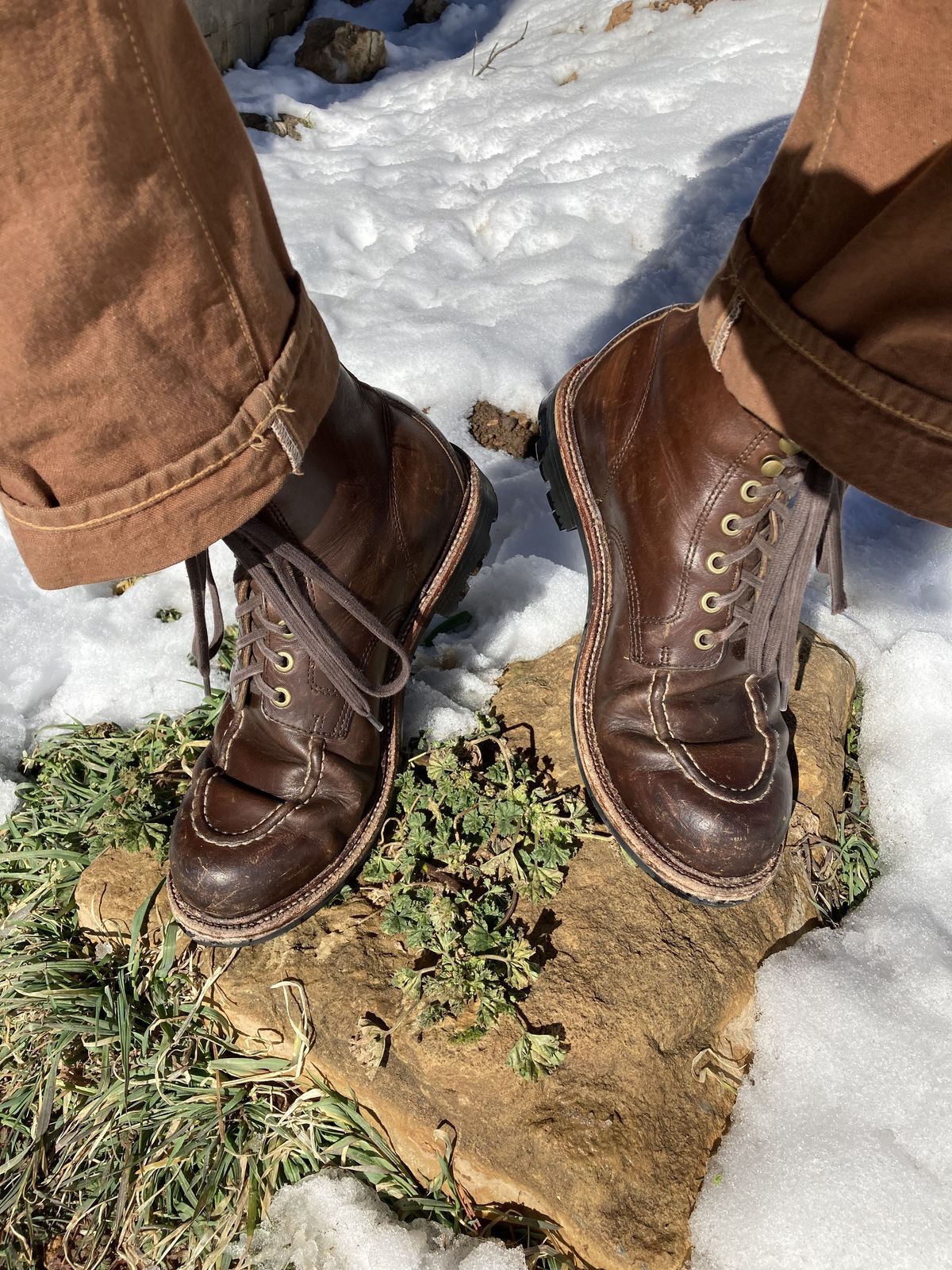Photo by patinathunderdome on January 4, 2022 of the Grant Stone Brass Boot in Horween Crimson Chromexcel.
