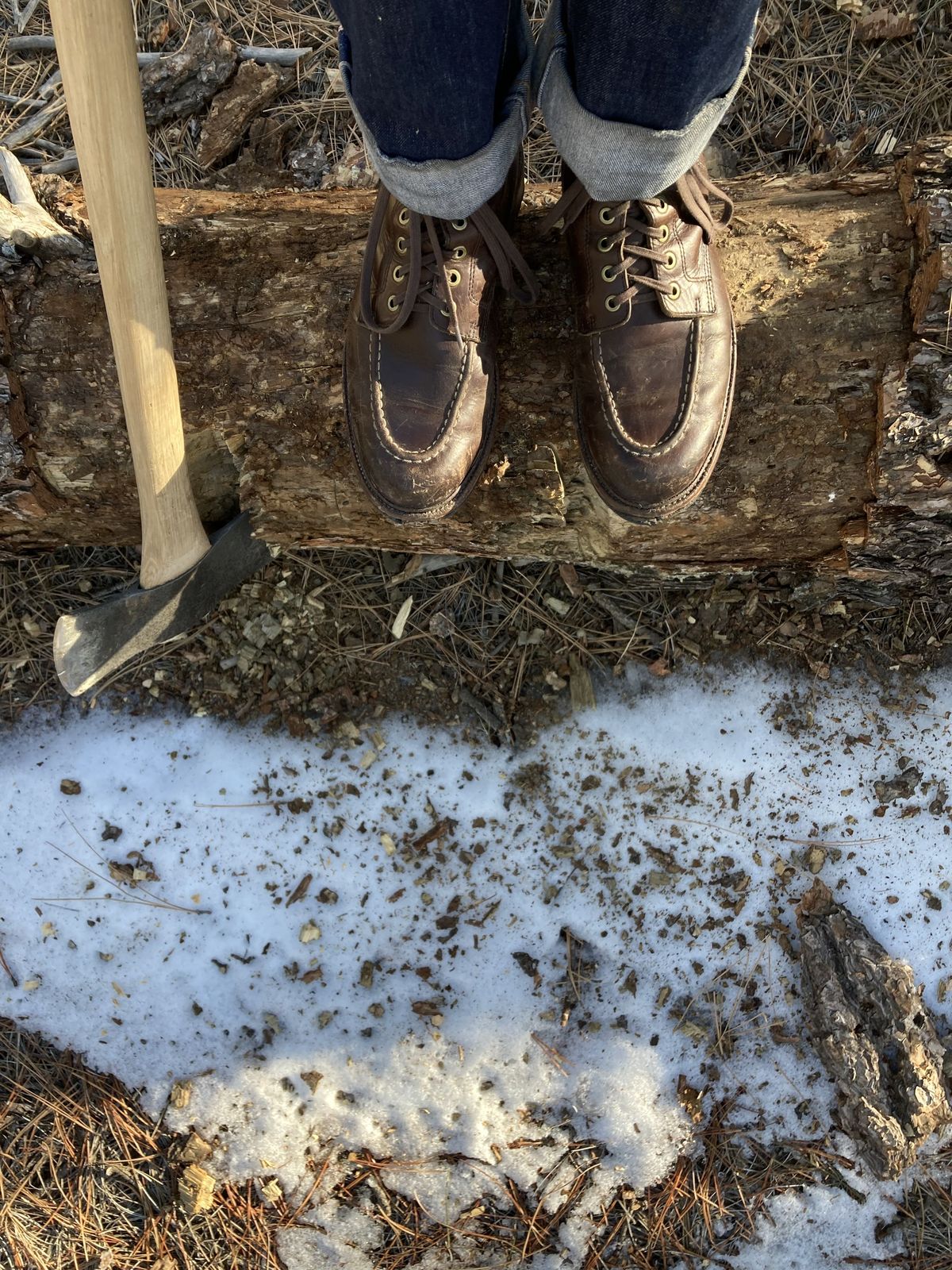 Photo by patinathunderdome on February 5, 2022 of the Grant Stone Brass Boot in Horween Crimson Chromexcel.