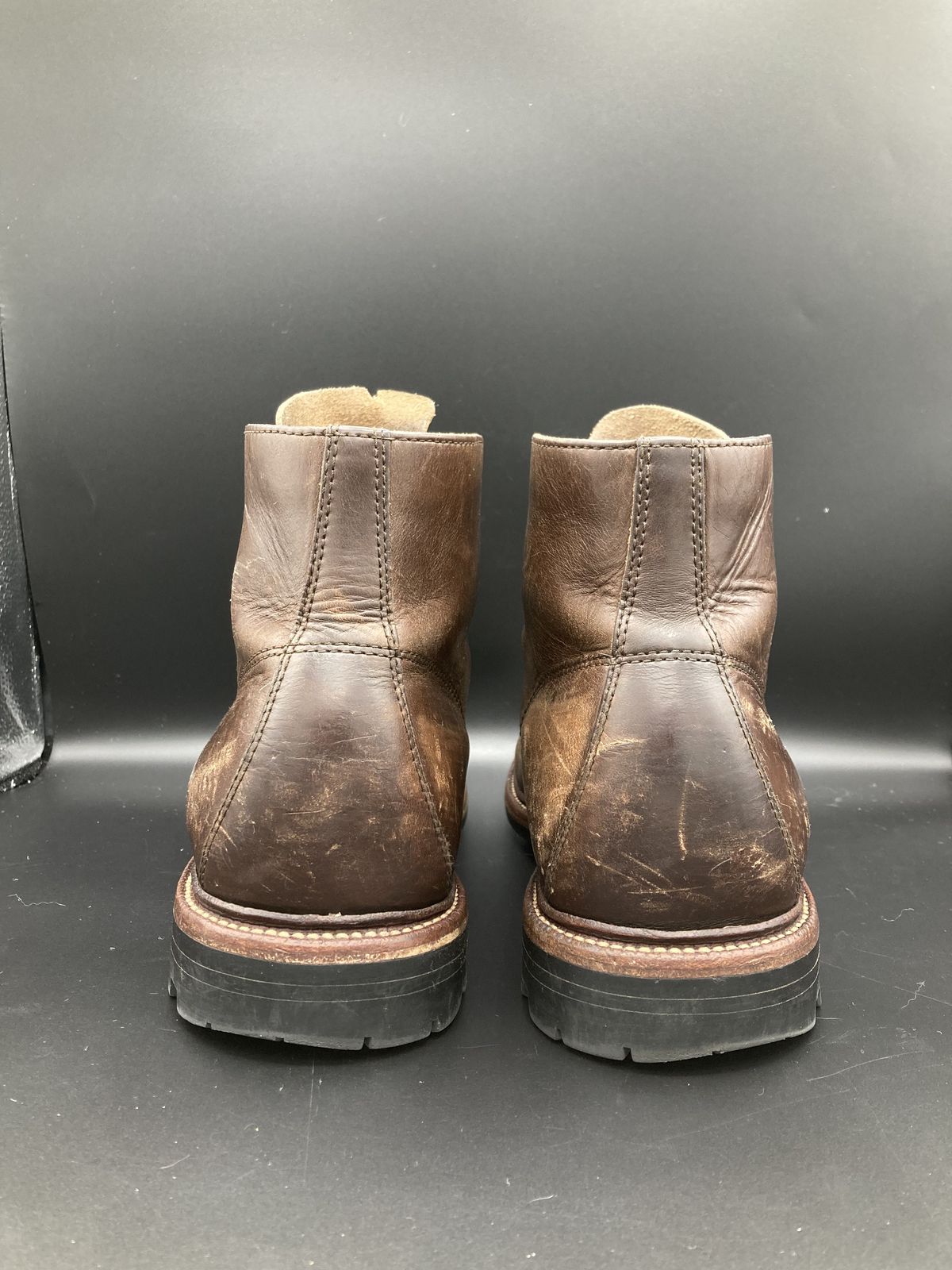 Photo by patinathunderdome on February 5, 2022 of the Grant Stone Brass Boot in Horween Crimson Chromexcel.