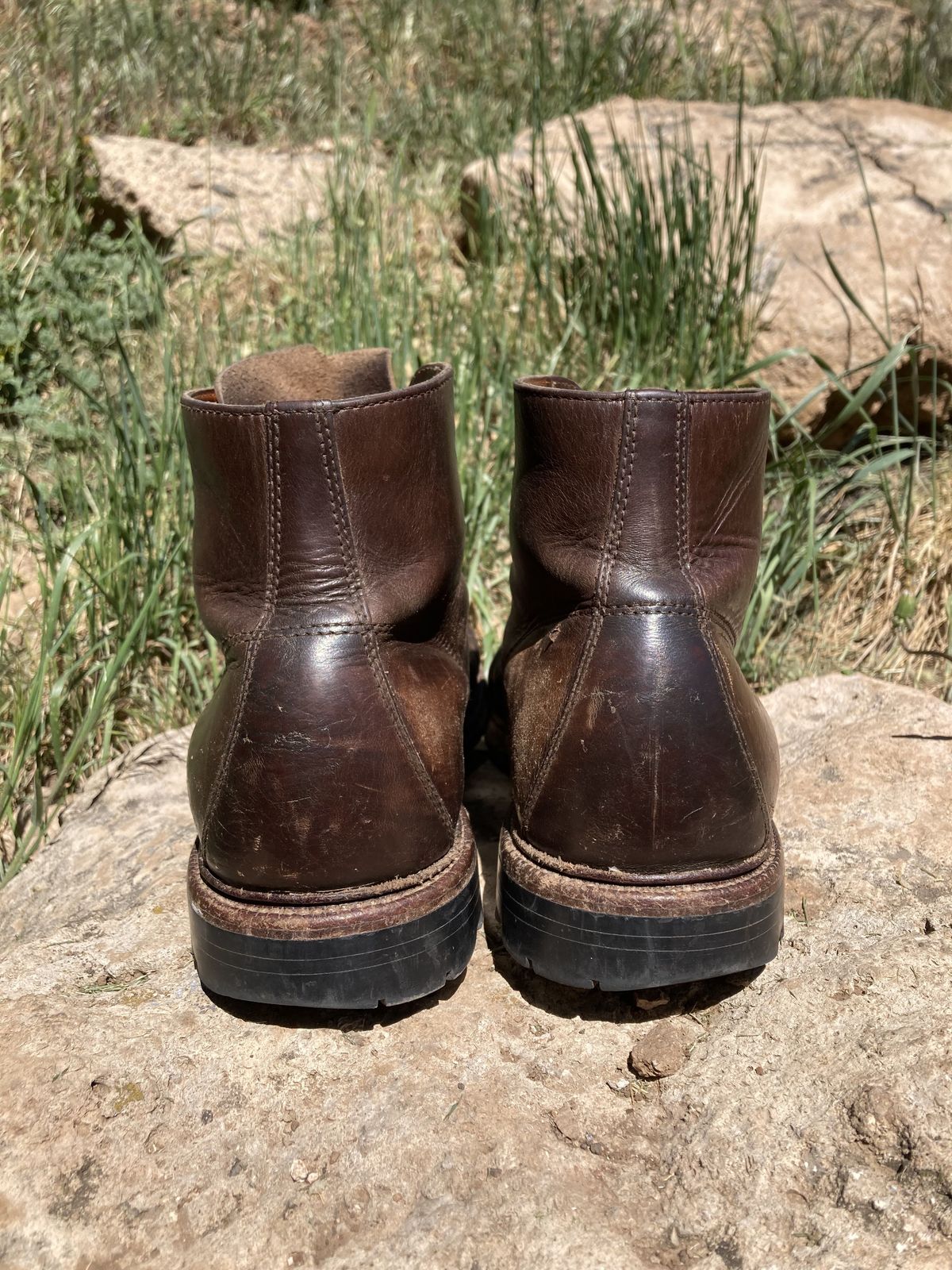 Photo by patinathunderdome on May 6, 2022 of the Grant Stone Brass Boot in Horween Crimson Chromexcel.