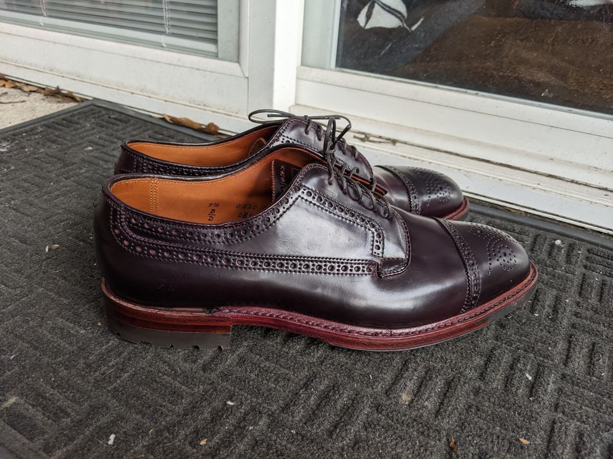 Photo by patinathunderdome on October 2, 2021 of the Alden Atom Blucher in Horween Color 8 Shell Cordovan.