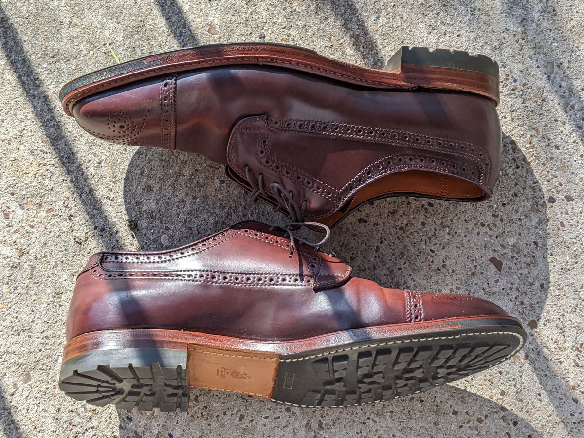 Photo by patinathunderdome on January 4, 2022 of the Alden Atom Blucher in Horween Color 8 Shell Cordovan.